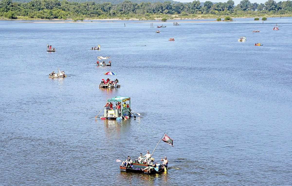 Great Raft Race 2015